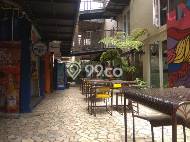 Komersial disewakan lokasi strategis Sumurbandung Bandung 600m2 Komersial disewakan lokasi strategis Sumurbandung Bandung 600m2