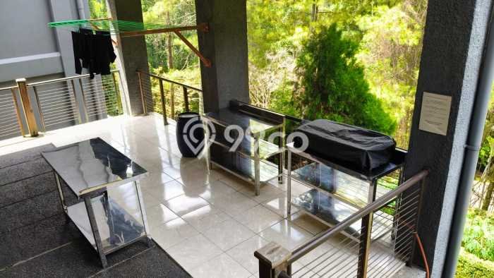 Rumah Luxury Modern Tanpa Renovasi di Dago Pakar Bandung Rumah Luxury Modern Tanpa Renovasi di Dago Pakar Bandung