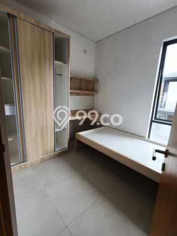 Disewakan! Rumah 4 Kamar Tidur &
3 Kamar Mandi di Setra Duta, Bandung Disewakan! Rumah 4 Kamar Tidur &
3 Kamar Mandi di Setra Duta, Bandung