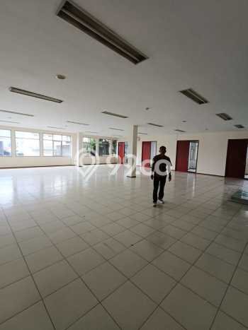 Komersial Disewa di Bandung dengan LB 1750m2 Area Komersial Ramai Komersial Disewa di Bandung dengan LB 1750m2 Area Komersial Ramai