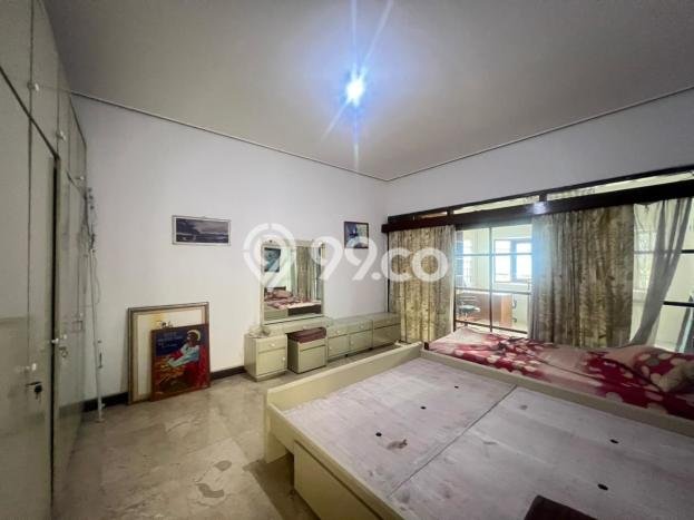 Sewa Rumah Murah di Hegarmanah Bandung dengan 4 Kamar Tidur Sewa Rumah Murah di Hegarmanah Bandung dengan 4 Kamar Tidur