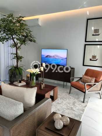 Rumah Elit Modern Siap Huni di Citraland Surabaya Rumah Elit Modern Siap Huni di Citraland Surabaya