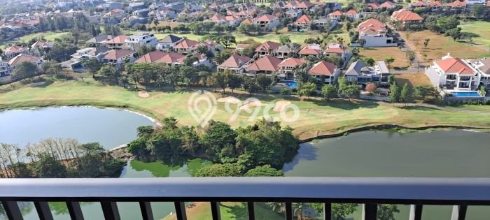 Hunian Apartemen High-Class untuk Dijual di Surabaya dengan 4 BR & 3 Kamar Mandi Hunian Apartemen High-Class untuk Dijual di Surabaya dengan 4 BR & 3 Kamar Mandi