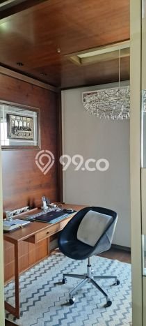 Hunian Apartemen High-Class untuk Dijual di Surabaya dengan 4 BR & 3 Kamar Mandi Hunian Apartemen High-Class untuk Dijual di Surabaya dengan 4 BR & 3 Kamar Mandi