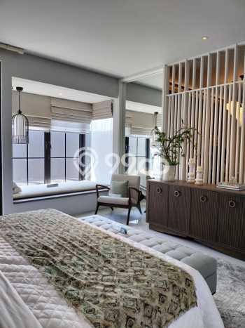 Rumah Elit Modern Siap Huni di Citraland Surabaya Rumah Elit Modern Siap Huni di Citraland Surabaya