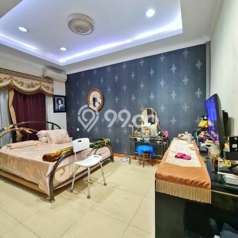 Rumah Mewah LB 300m2 Siap Pakai Desain Elegan di Tamansari, Jakarta Barat Rumah Mewah LB 300m2 Siap Pakai Desain Elegan di Tamansari, Jakarta Barat