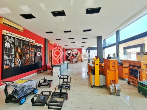 Unit Kantor Dijual di Jakarta Selatan LT 6658m2 & LB 3000m2 Unit Kantor Dijual di Jakarta Selatan LT 6658m2 & LB 3000m2