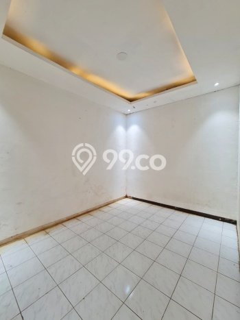 Rumah Mewah LB 100m2 Siap Pakai Desain Elegan di Kedoya, Jakarta Barat Rumah Mewah LB 100m2 Siap Pakai Desain Elegan di Kedoya, Jakarta Barat