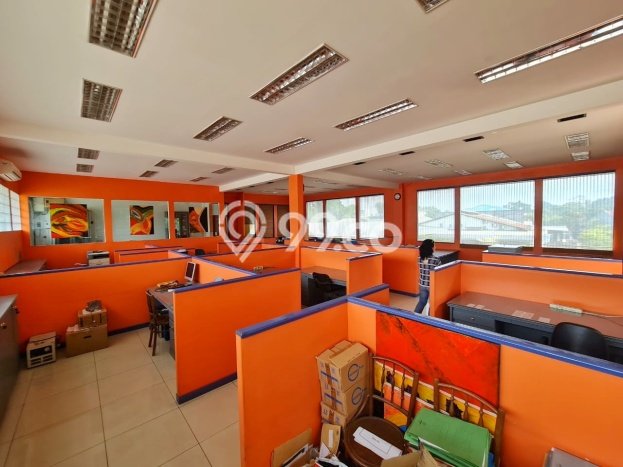 Unit Kantor Dijual di Jakarta Selatan LT 6658m2 & LB 3000m2 Unit Kantor Dijual di Jakarta Selatan LT 6658m2 & LB 3000m2