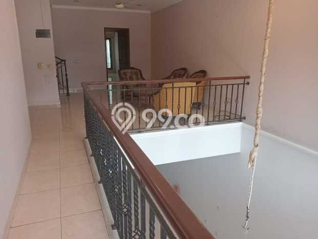 Rumah Disewakan Jakarta Selatan LT 300m2 LB 275m2 Area Fatmawati Rumah Disewakan Jakarta Selatan LT 300m2 LB 275m2 Area Fatmawati