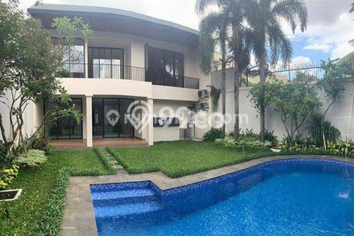 For Sale! Luxury House LT 569m2 Desain Modern di Kemang For Sale! Luxury House LT 569m2 Desain Modern di Kemang