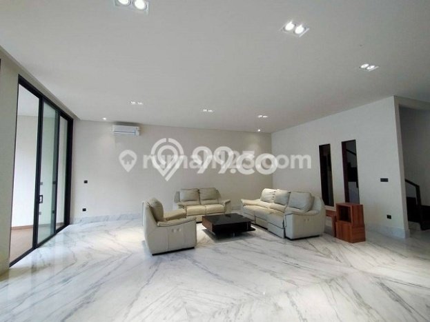 For Sale! Luxury House LT 569m2 Desain Modern di Kemang For Sale! Luxury House LT 569m2 Desain Modern di Kemang