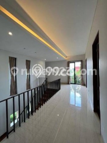 Kesempatan Memiliki Rumah LT 211m² / LB 354m² di Lokasi Strategis Cipete, Jakarta Selatan Kesempatan Memiliki Rumah LT 211m² / LB 354m² di Lokasi Strategis Cipete, Jakarta Selatan