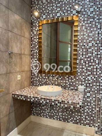 Disewakan! Rumah 4 Kamar Tidur &
4 Kamar Mandi di Kemang, Jakarta Selatan Disewakan! Rumah 4 Kamar Tidur &
4 Kamar Mandi di Kemang, Jakarta Selatan