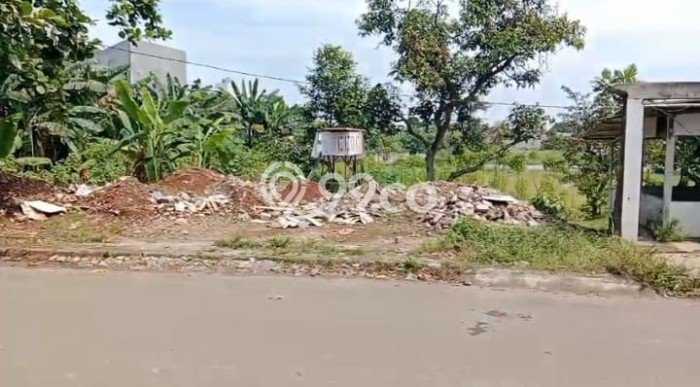 Kavling Tanah Lokasi Strategis di Serpong, Tangerang Selatan Disewakan 2000m2 Kavling Tanah Lokasi Strategis di Serpong, Tangerang Selatan Disewakan 2000m2