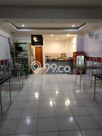 Ruko Dijual di Jakarta Pusat LT 75m2 & LB 250m2 Lokasi Terbaik! Ruko Dijual di Jakarta Pusat LT 75m2 & LB 250m2 Lokasi Terbaik!