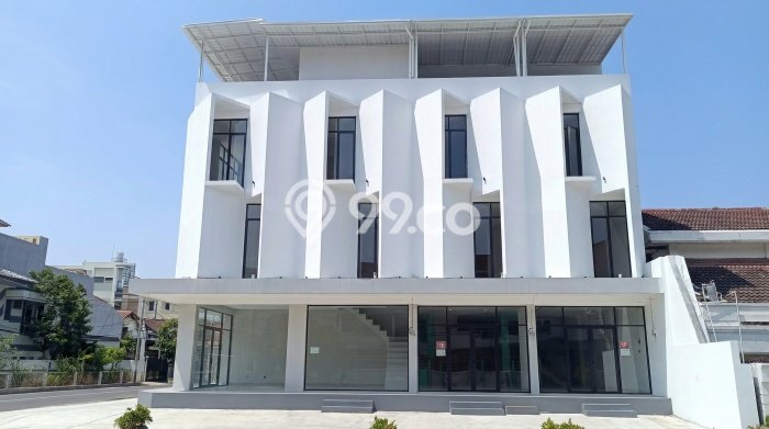 Ruko Dijual di Jakarta Utara LT 68m2 & LB 150m2 Lokasi Terbaik! Ruko Dijual di Jakarta Utara LT 68m2 & LB 150m2 Lokasi Terbaik!
