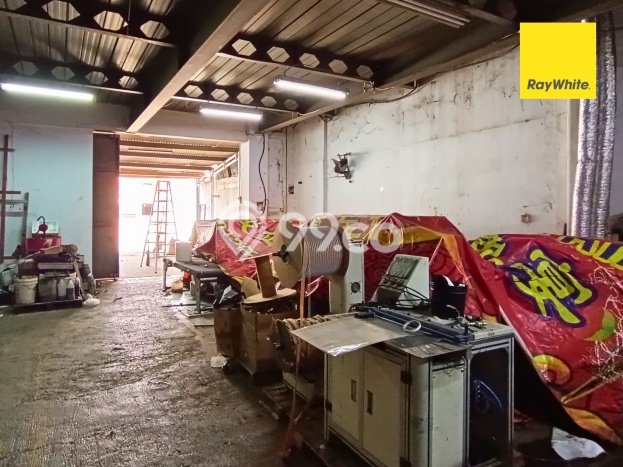 Lokasi Strategis! Dijual Gudang Bisnis di Palmerah, Jakarta Barat Kondisi Bagus Lokasi Strategis! Dijual Gudang Bisnis di Palmerah, Jakarta Barat Kondisi Bagus