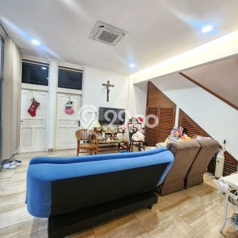Jual Rumah Luas Elegan Dengan View Eksklusif di Cipinang, Jakarta Timur Jual Rumah Luas Elegan Dengan View Eksklusif di Cipinang, Jakarta Timur