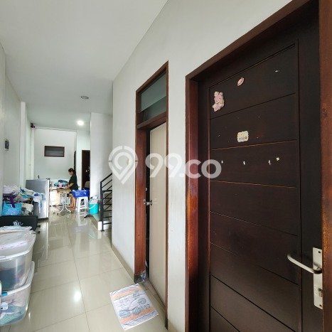 Rumah LT 86m² / LB 235m² View Gunung di Tomang, Jakarta Barat Rumah LT 86m² / LB 235m² View Gunung di Tomang, Jakarta Barat