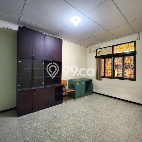 Rumah Mewah LB 405m2 Siap Huni Desain Elegan di Tomang, Jakarta Barat Rumah Mewah LB 405m2 Siap Huni Desain Elegan di Tomang, Jakarta Barat
