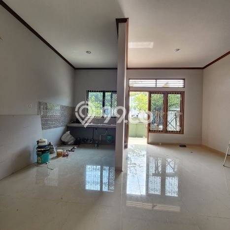 JUAL CEPAT! Rumah Ready Stock Lokasi Premium Grogol, Luas 219m² Bangunan 168m² JUAL CEPAT! Rumah Ready Stock Lokasi Premium Grogol, Luas 219m² Bangunan 168m²