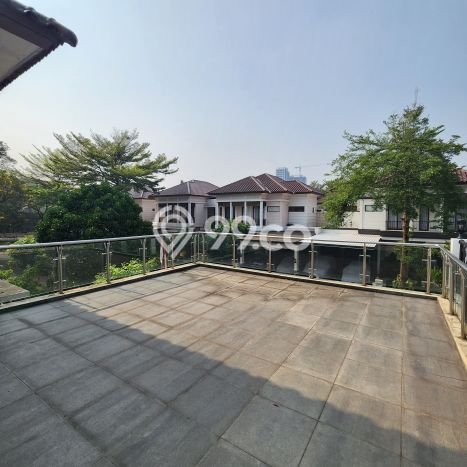 Hunian Mewah LB 349m2 Siap Pakai Desain Elegan di Sutera Jingga Alam Sutera, Tangerang Hunian Mewah LB 349m2 Siap Pakai Desain Elegan di Sutera Jingga Alam Sutera, Tangerang