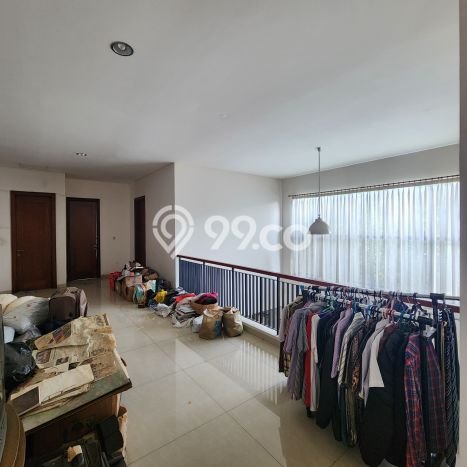 Hunian Mewah LB 349m2 Siap Pakai Desain Elegan di Sutera Jingga Alam Sutera, Tangerang Hunian Mewah LB 349m2 Siap Pakai Desain Elegan di Sutera Jingga Alam Sutera, Tangerang