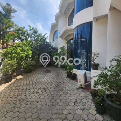 Dijual Rumah Luas Elegan Dengan View Eksklusif di Sunter, Jakarta Utara Dijual Rumah Luas Elegan Dengan View Eksklusif di Sunter, Jakarta Utara