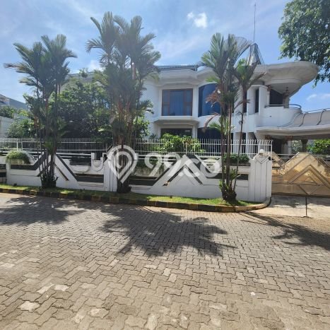 Dijual Rumah Luas Elegan Dengan View Eksklusif di Sunter, Jakarta Utara Dijual Rumah Luas Elegan Dengan View Eksklusif di Sunter, Jakarta Utara