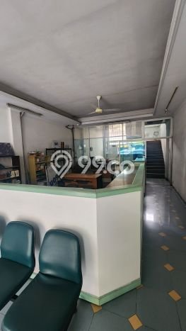 Ruko Dijual di Prime Area Jakarta Pusat Luas 300m2 Ruko Dijual di Prime Area Jakarta Pusat Luas 300m2