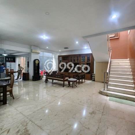 Rumah Elit Modern Siap Huni di Green garden Jakarta Barat Rumah Elit Modern Siap Huni di Green garden Jakarta Barat