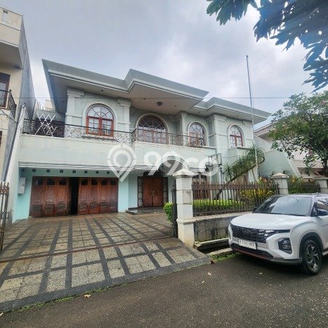 Jual Rumah Mewah Elegan Dengan View Eksklusif di Kedoya Baru, Jakarta Barat Jual Rumah Mewah Elegan Dengan View Eksklusif di Kedoya Baru, Jakarta Barat