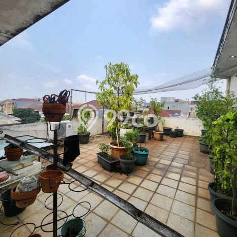 Rumah Elit Modern Siap Huni di Green garden Jakarta Barat Rumah Elit Modern Siap Huni di Green garden Jakarta Barat