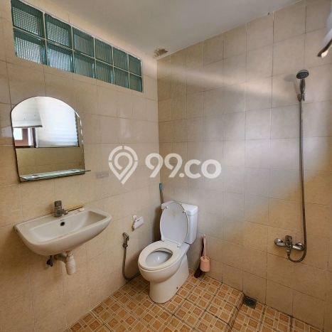Rumah Kost untuk Dijual di Cideng Punya 15 Kamar Rumah Kost untuk Dijual di Cideng Punya 15 Kamar