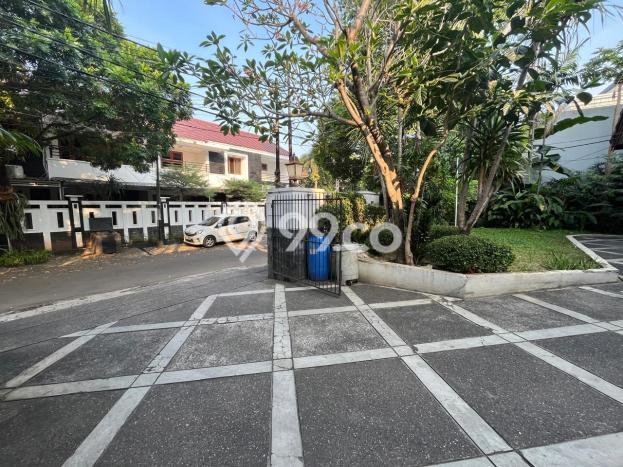 Dijual Hunian Mewah dengan Fasilitas Sekitar Komplit di Kebayoran Baru, Jakarta Selatan Dijual Hunian Mewah dengan Fasilitas Sekitar Komplit di Kebayoran Baru, Jakarta Selatan