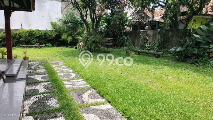 Jual Rumah Mewah Elegan Dengan View Eksklusif di Buah Batu, Bandung Jual Rumah Mewah Elegan Dengan View Eksklusif di Buah Batu, Bandung