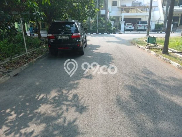 Lahan Dijual Lokasi Strategis di Jakarta Selatan dengan Luas 438m2 Lahan Dijual Lokasi Strategis di Jakarta Selatan dengan Luas 438m2