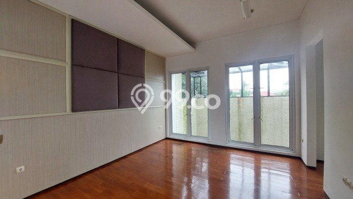 Rumah Mewah Siap Huni LT 182m2 di Cilandak, Jakarta Selatan Rumah Mewah Siap Huni LT 182m2 di Cilandak, Jakarta Selatan