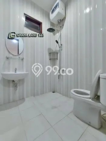 Ready to Use! Premium House LT 122m2 Desain Elegan di Pejaten Ready to Use! Premium House LT 122m2 Desain Elegan di Pejaten