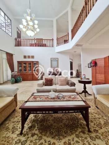 Siap Huni Rumah Mewah 5 Kamar di Cilandak Dekat ke Mana Pun Siap Huni Rumah Mewah 5 Kamar di Cilandak Dekat ke Mana Pun