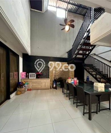Hot Offer Hunian Premium Ideal dan Luas di Wiyung, Surabaya Hot Offer Hunian Premium Ideal dan Luas di Wiyung, Surabaya