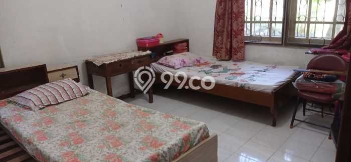 Jual Rumah Luas Elegan Dengan View Cantik di Manyar, Surabaya Jual Rumah Luas Elegan Dengan View Cantik di Manyar, Surabaya