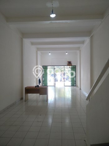 Ruko Dijual di Badung LT 132m2 & LB 193m2 Lokasi Terbaik! Ruko Dijual di Badung LT 132m2 & LB 193m2 Lokasi Terbaik!