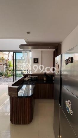 Siap Huni Rumah Mewah 5 Kamar di Denpasar Utara Dekat ke Mana Pun Siap Huni Rumah Mewah 5 Kamar di Denpasar Utara Dekat ke Mana Pun