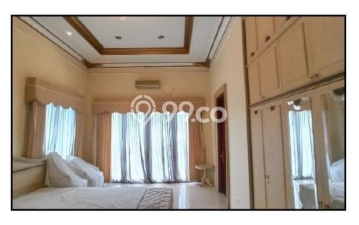 Unit Kantor Dijual di Wonocolo Surabaya Luas Tanah 1410m2, Luas Bangunan 722m2 Unit Kantor Dijual di Wonocolo Surabaya Luas Tanah 1410m2, Luas Bangunan 722m2