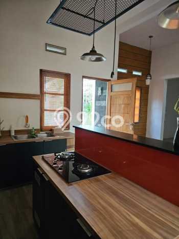 Jual Rumah Bagus Siap Huni LB 135m2 di Kebomas, Gresik Jual Rumah Bagus Siap Huni LB 135m2 di Kebomas, Gresik