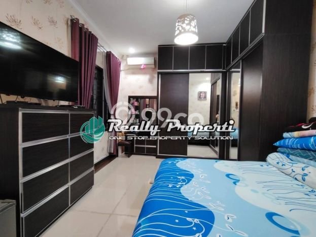 Rumah Mewah Akses Strategis di Bekasi Semi Furnished Rumah Mewah Akses Strategis di Bekasi Semi Furnished