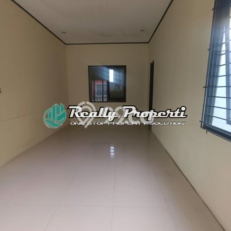 Ready to Use! Luxury House LT 130m2 Desain Modern di Jatibening Ready to Use! Luxury House LT 130m2 Desain Modern di Jatibening