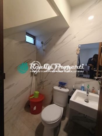 Sewa Rumah Harga Terjangkau di Jatiwarna Bekasi Punya 3 KT Sewa Rumah Harga Terjangkau di Jatiwarna Bekasi Punya 3 KT